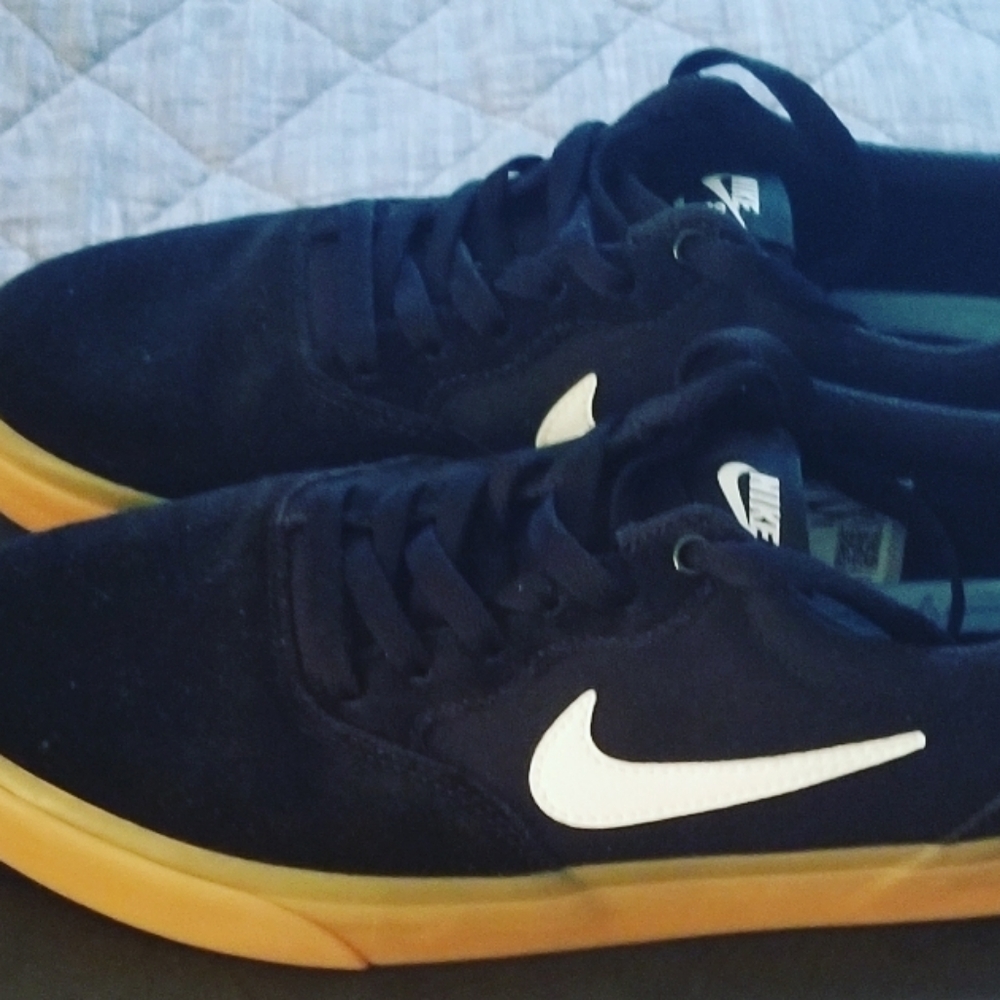 Mens sneakers